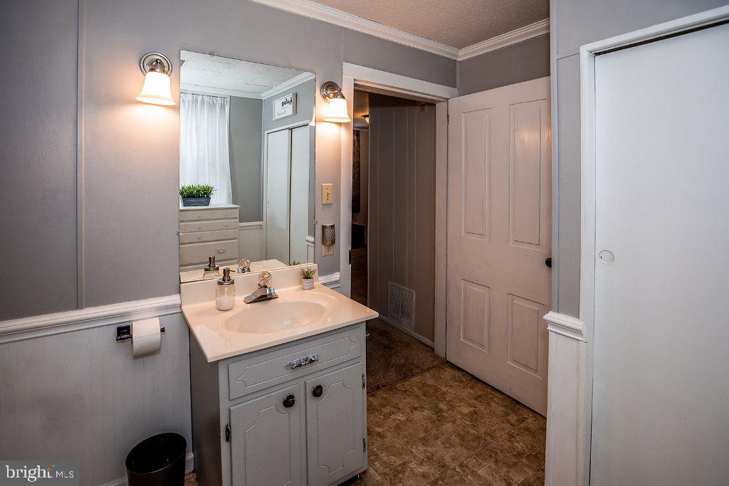 1309 Front Street Lititz, PA 17543 - Photo 27 of 43