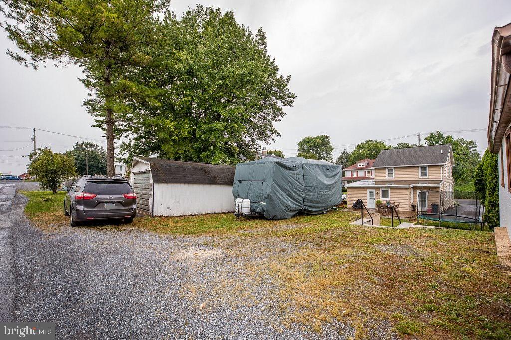 1309 Front Street Lititz, PA 17543 - Photo 5 of 43