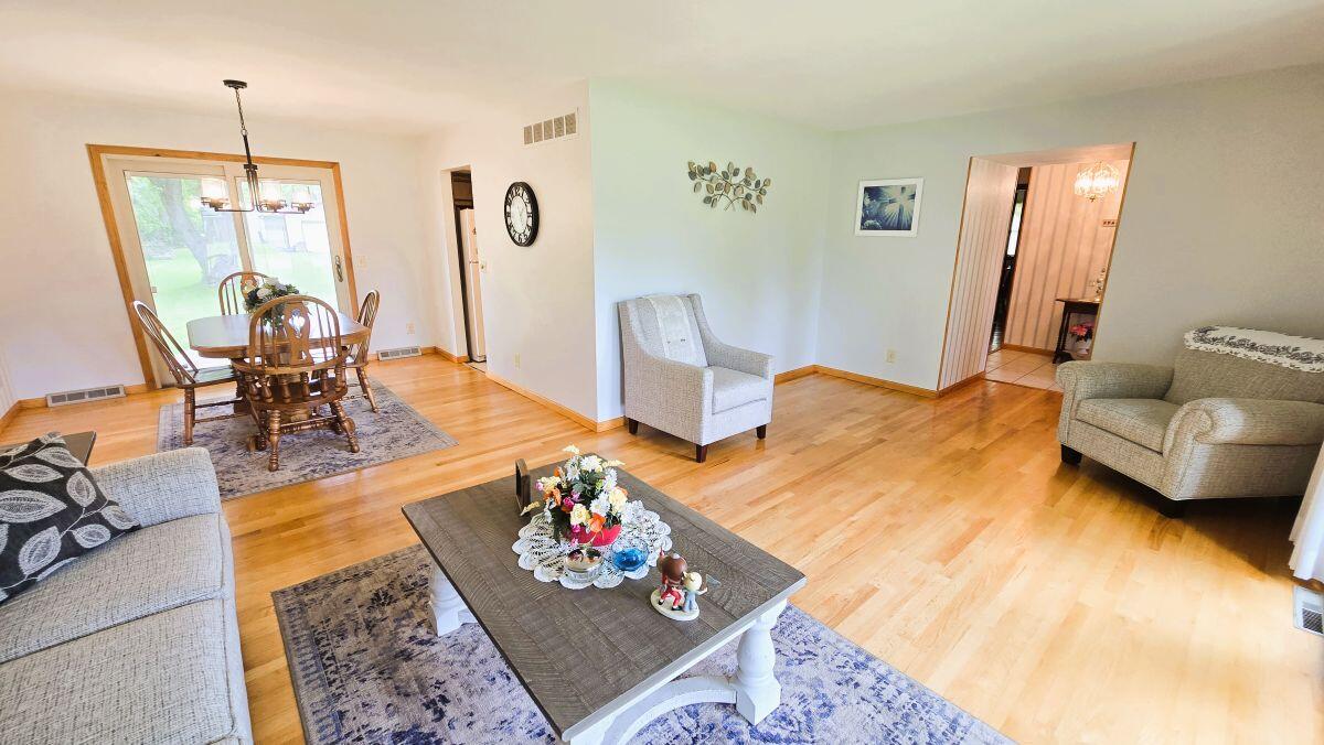 6407 Floyd Drive Springfield, OH 45502 - Photo 10 of 46