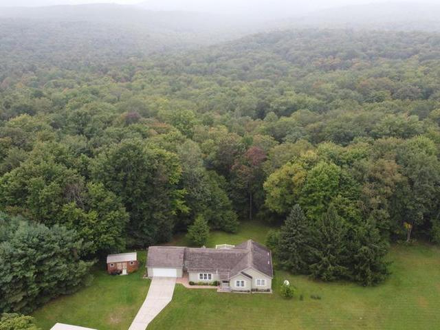 491 Robin Hill Road Russell, PA 16345 - Photo 5 of 25 Gallery Image 5