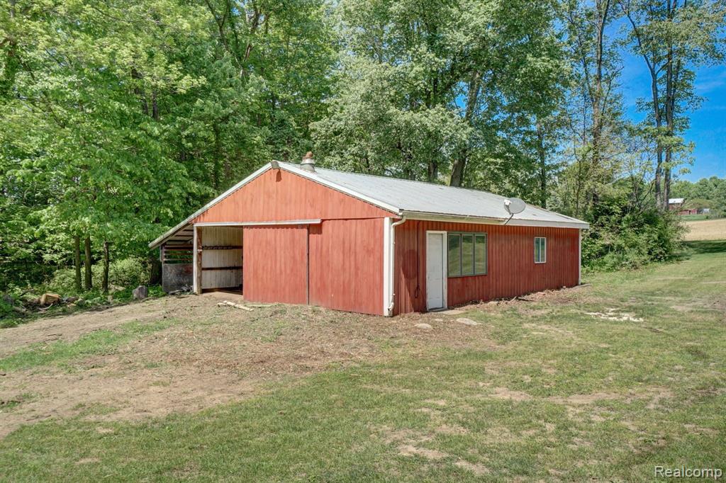 15800 Dutton Road Gregory, MI 48137 - Photo 44 of 49