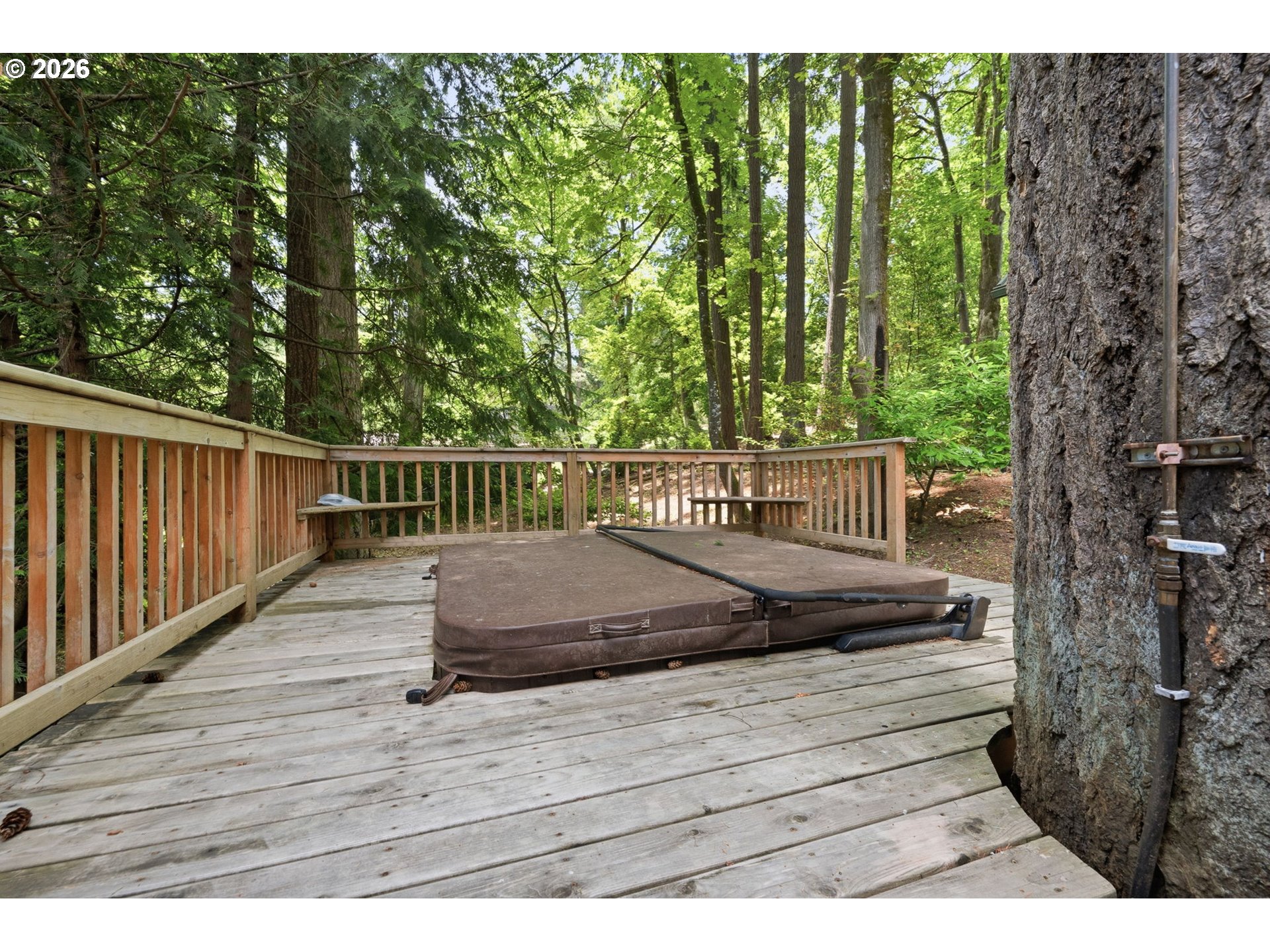 8122 Southwest 54th Avenue Portland, OR 97219 - Photo 36 of 42