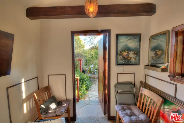 $975,000 | 305 West Ellis Avenue, Inglewood, CA 90302