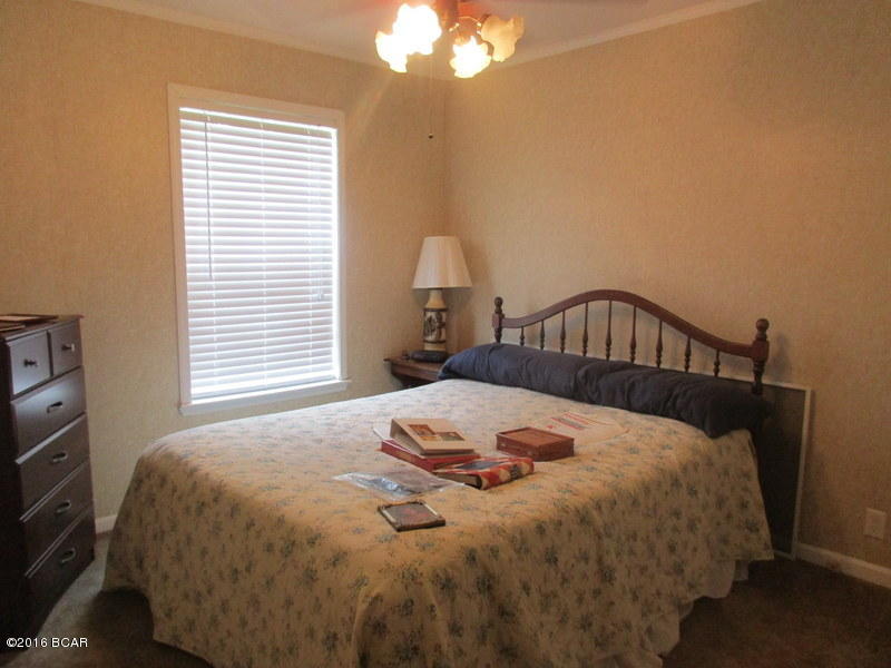 2860 Cypress Grove Road Grand Ridge, FL 32442 - Photo 14 of 20 Gallery Image 14
