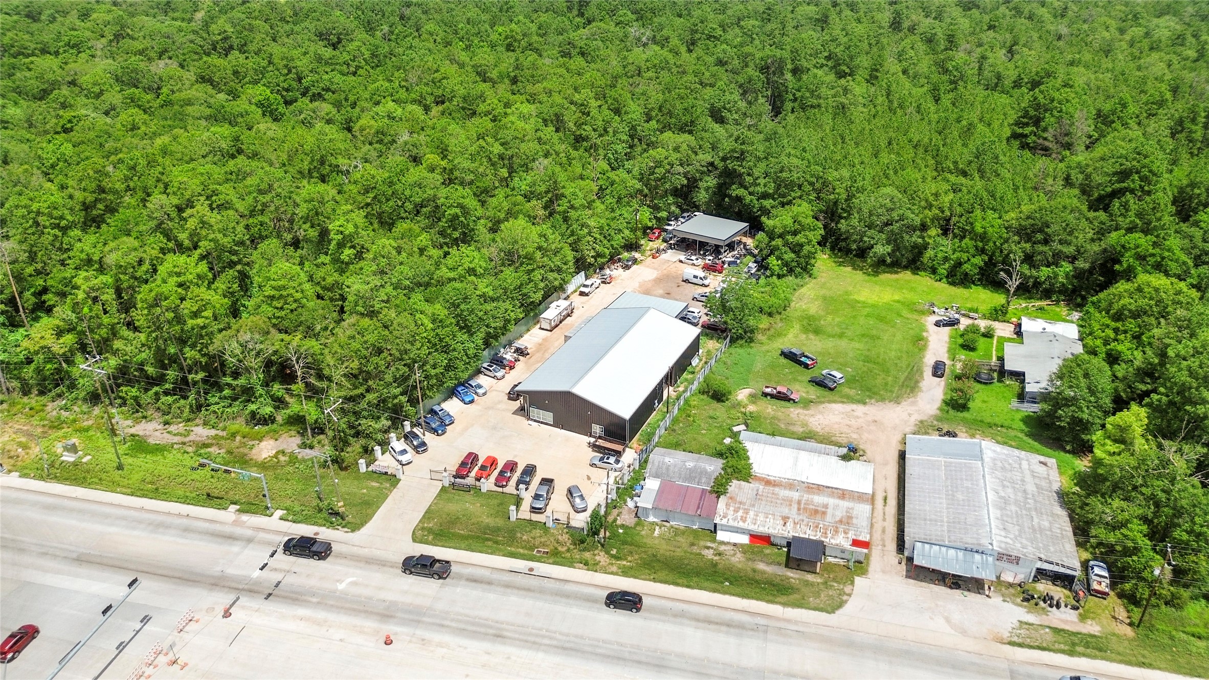 12827 Highway 105 East Conroe, TX 77306 - Photo 2 of 9