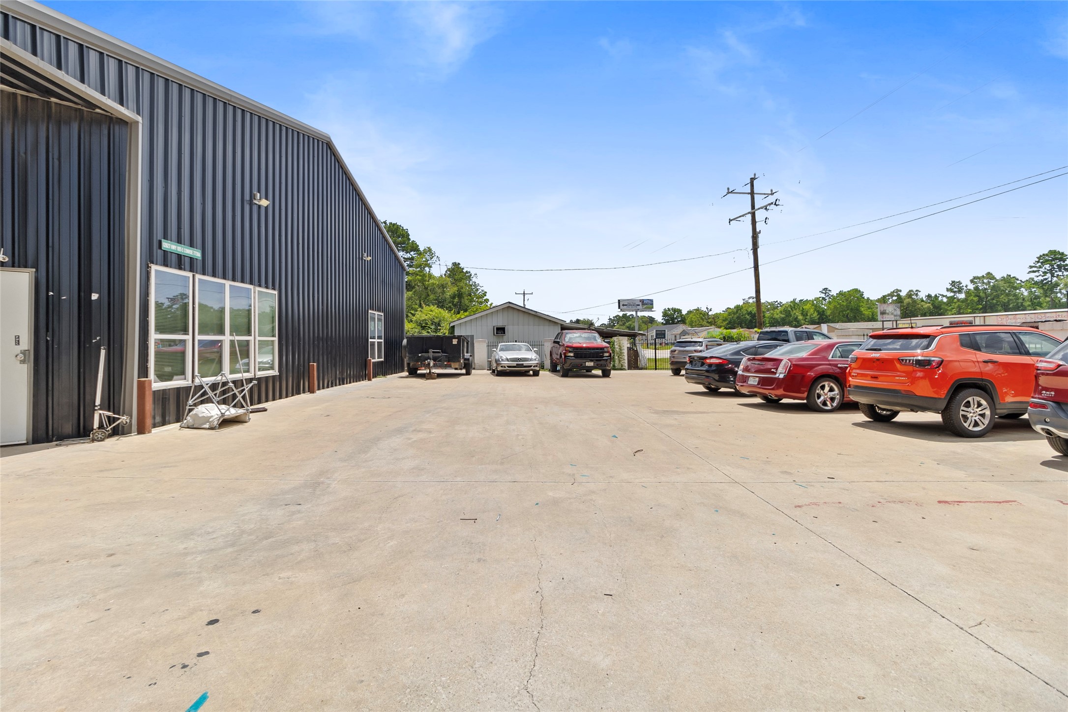 12827 Highway 105 East Conroe, TX 77306 - Photo 4 of 9