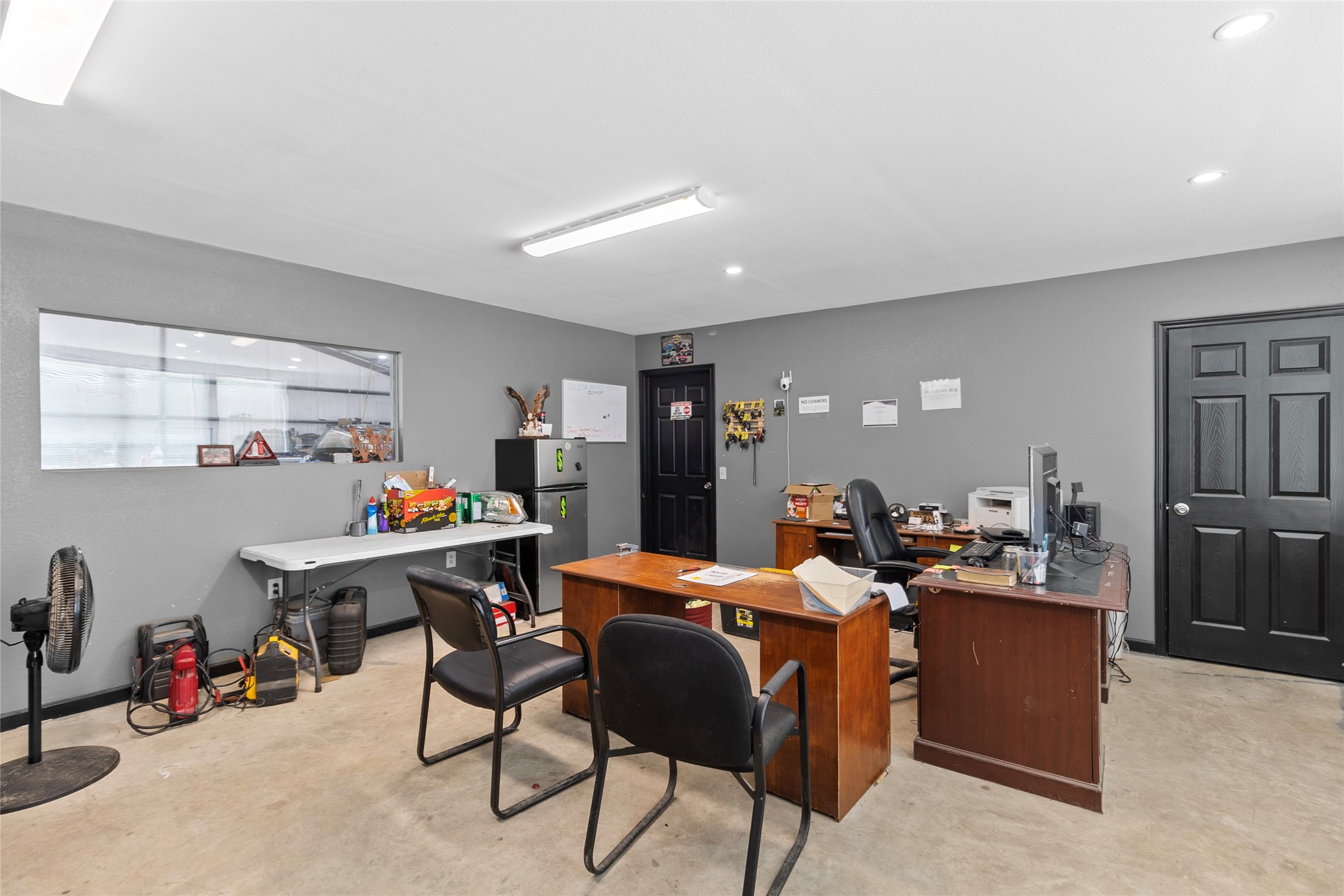 12827 Highway 105 East Conroe, TX 77306 - Photo 8 of 9