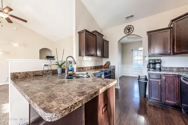 $329,900 | 705 Stafford Lane, Jacksonville, NC 28546