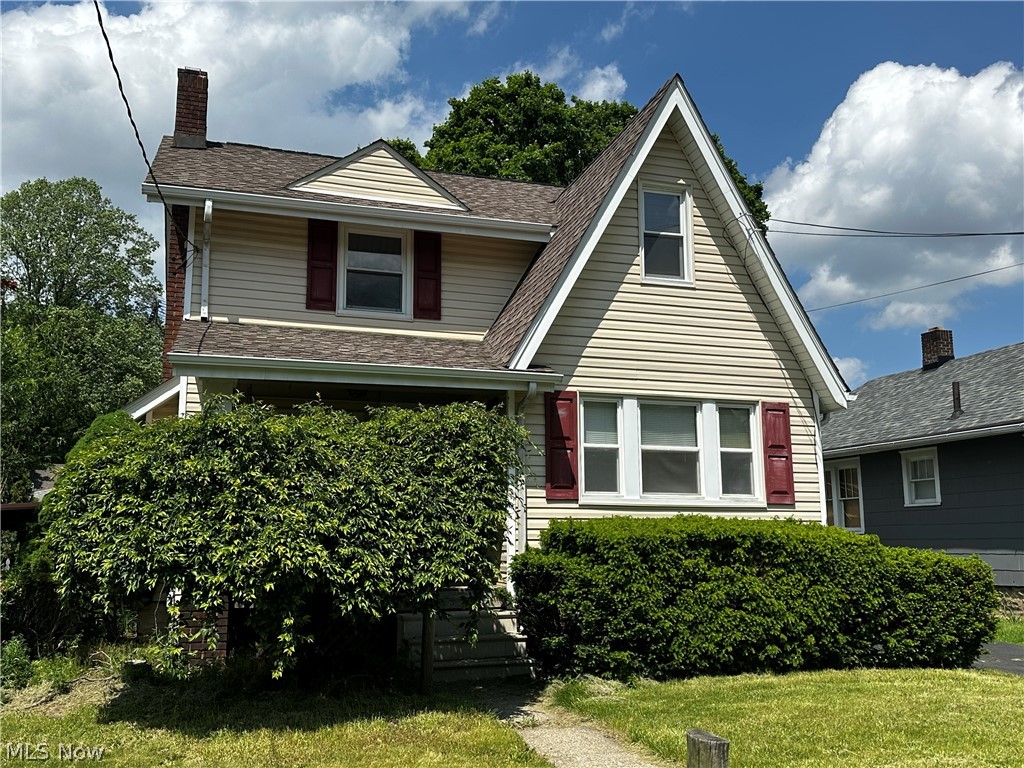513 West Waterloo Road Akron, OH 44314 - Photo 1 of 29