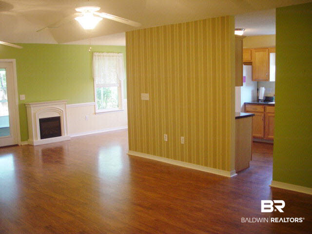16752 Sugar Loop Foley, AL 36535 - Photo 3 of 34 LR to kitchen