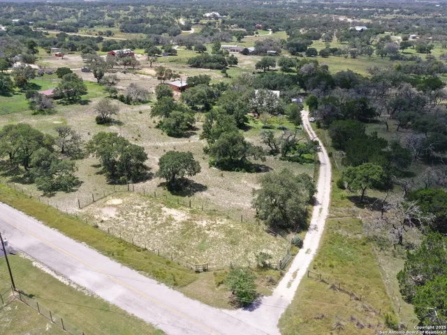 $699,000 | 133 Juniper Lane, Boerne, TX 78006