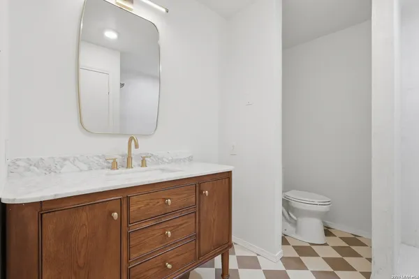 $3,600 | 486 East Olmos Drive, San Antonio, TX 78212