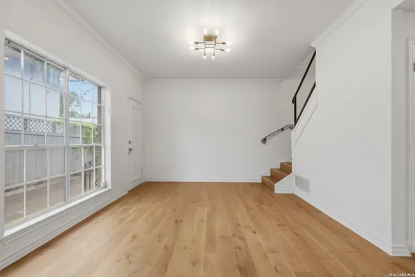 $3,600 | 486 East Olmos Drive, San Antonio, TX 78212