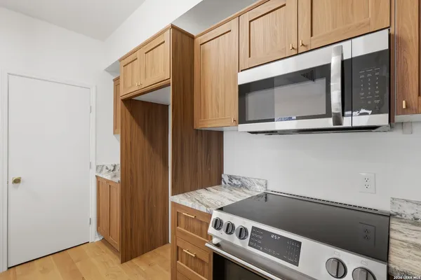 $3,600 | 486 East Olmos Drive, San Antonio, TX 78212