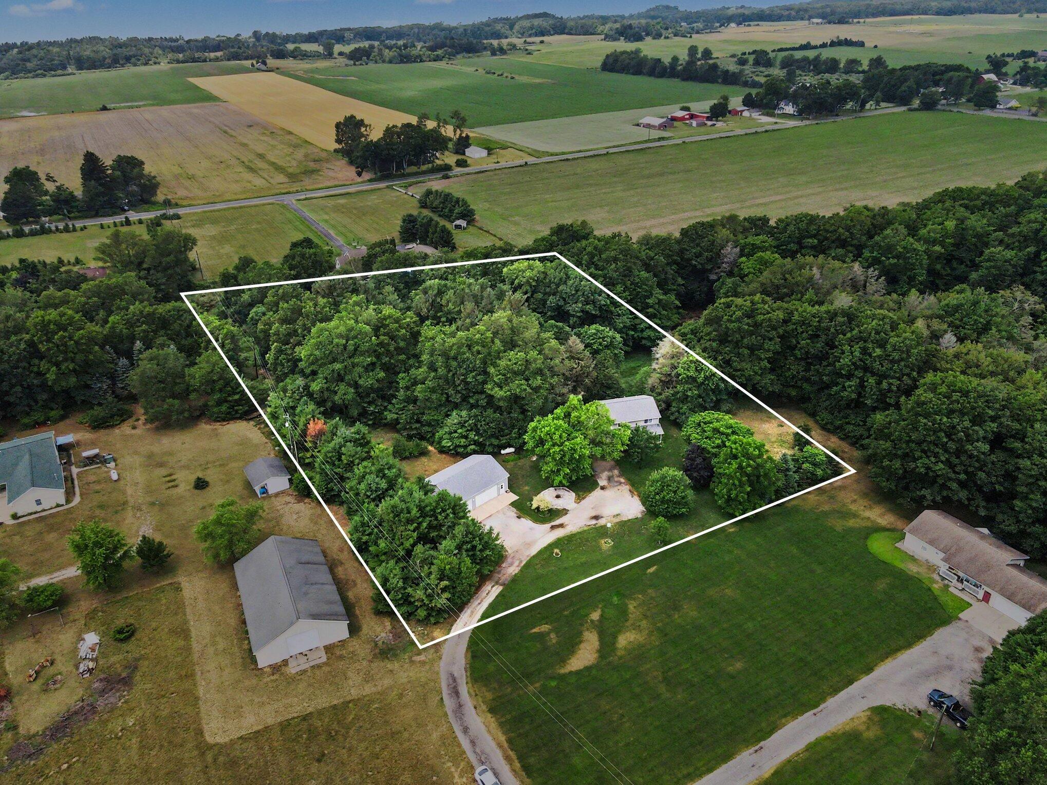 7222 Hancock Road Montague, MI 49437 - Photo 3 of 33 032_file_3054