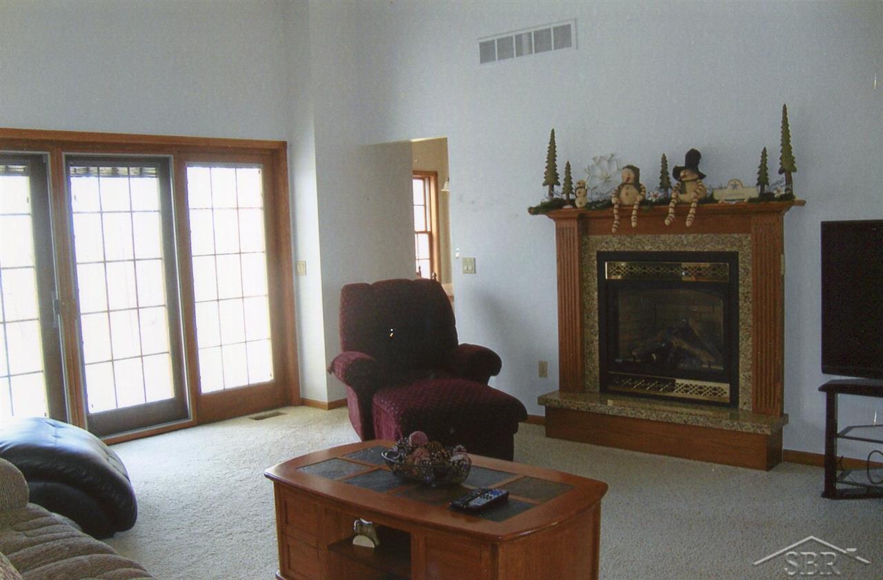4360 South Beyer Road Frankenmuth, MI 48734 - Photo 11 of 37 31286178-10.JPG