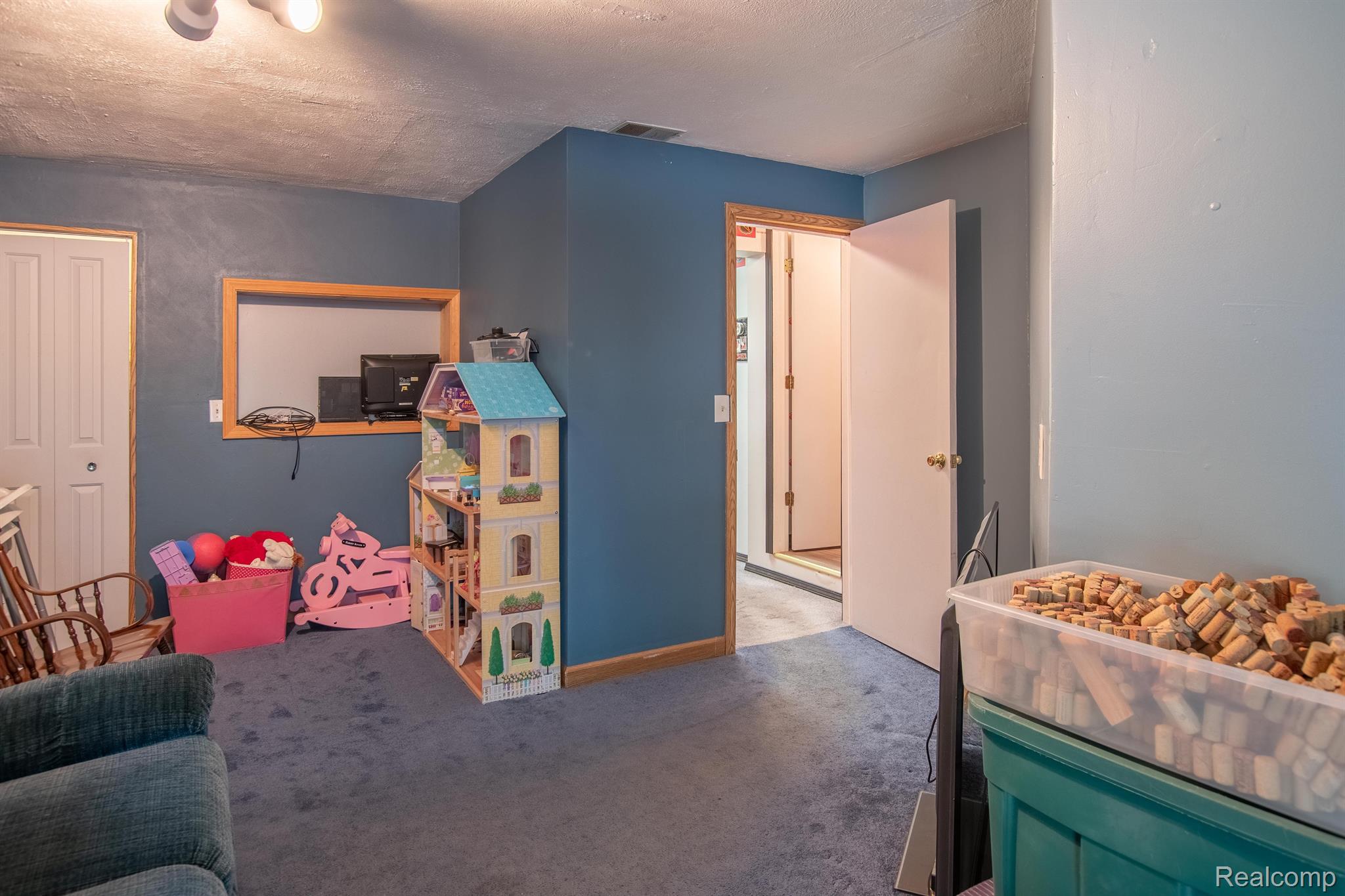 71645 Fisher Road Romeo, MI 48065 - Photo 7 of 54 Gallery Image 7