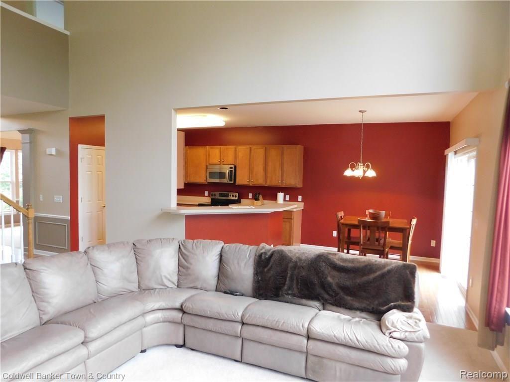 4069 Merriman Loop Howell, MI 48843 - Photo 10 of 37 DSCN0869.JPG