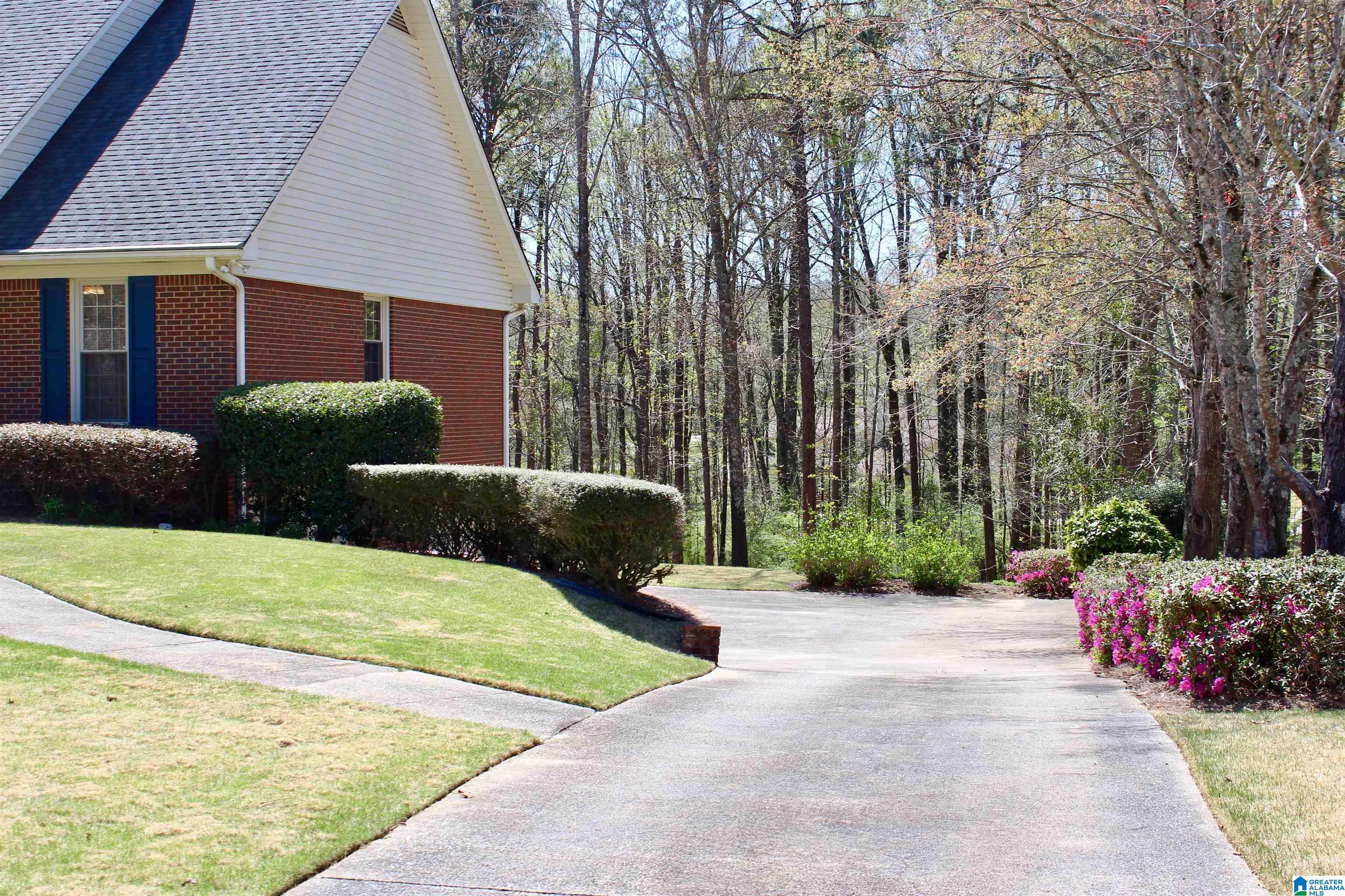 5054 Stratford Road Birmingham, AL 35242 - Photo 3 of 38
