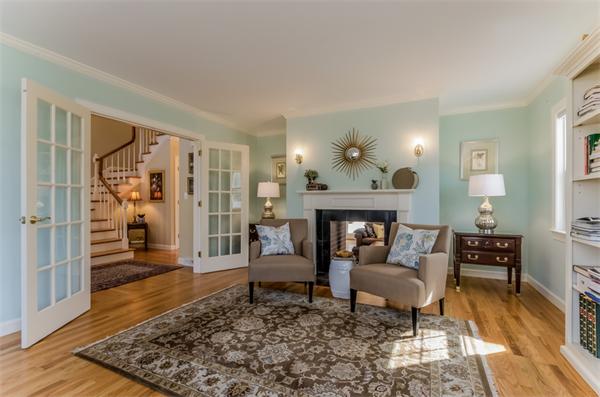 1045 Bay Road Hamilton, MA 01982 - Photo 15 of 27 Gallery Image 15