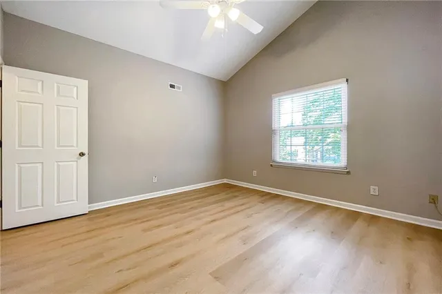 $1,900 | 901 Wentworth Court, Alpharetta, GA 30022