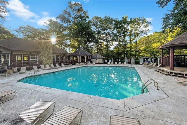 $1,900 | 901 Wentworth Court, Alpharetta, GA 30022