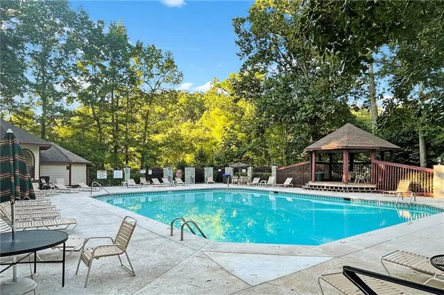 $1,900 | 901 Wentworth Court, Alpharetta, GA 30022