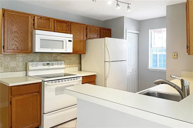 $1,900 | 901 Wentworth Court, Alpharetta, GA 30022