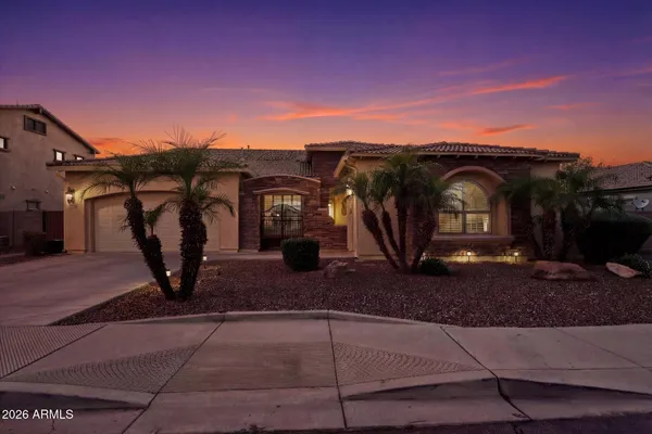 $769,900 | 3118 South Colonial Street, Gilbert, AZ 85295