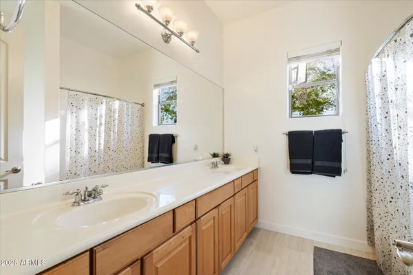 $769,900 | 3118 South Colonial Street, Gilbert, AZ 85295