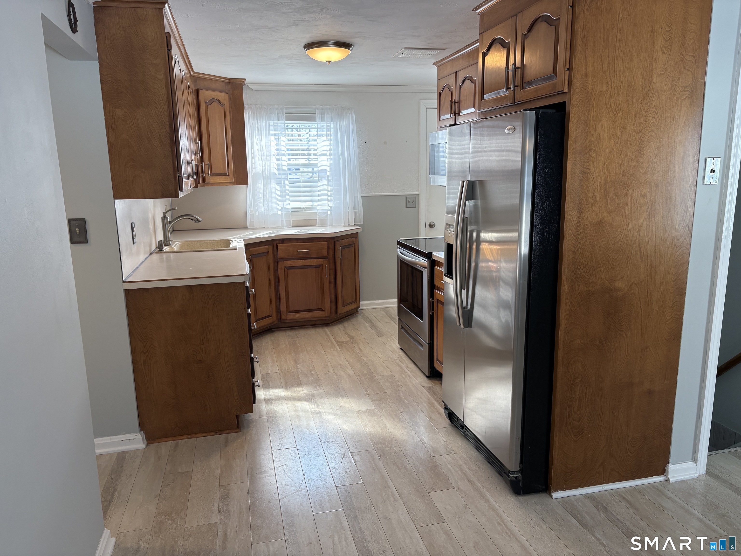 19 Brooklane Road Southington, CT 06479 - Photo 5 of 18