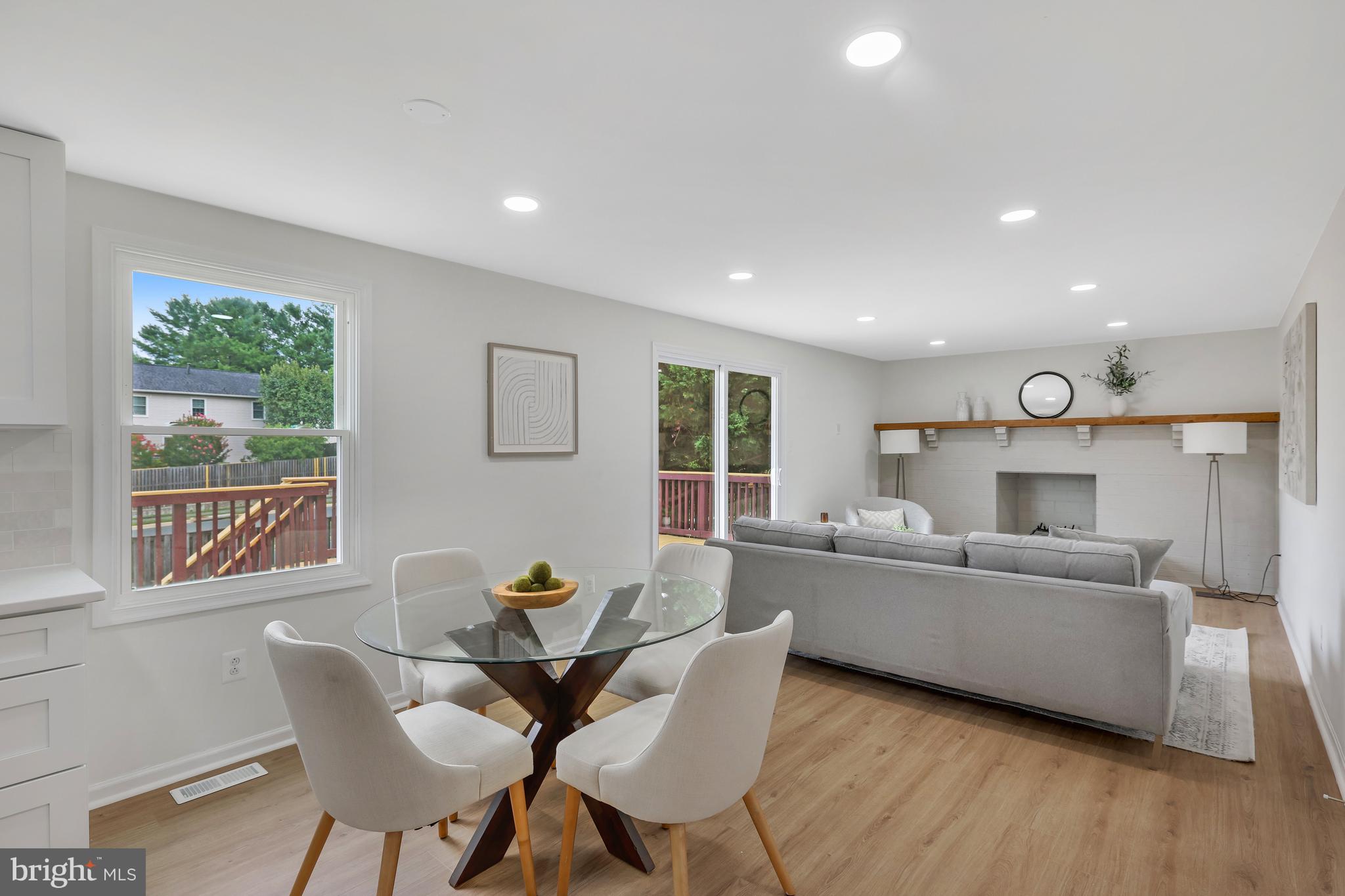 5481 Braddock Ridge Drive Centreville, VA 20120 - Photo 13 of 67 Breakfast area