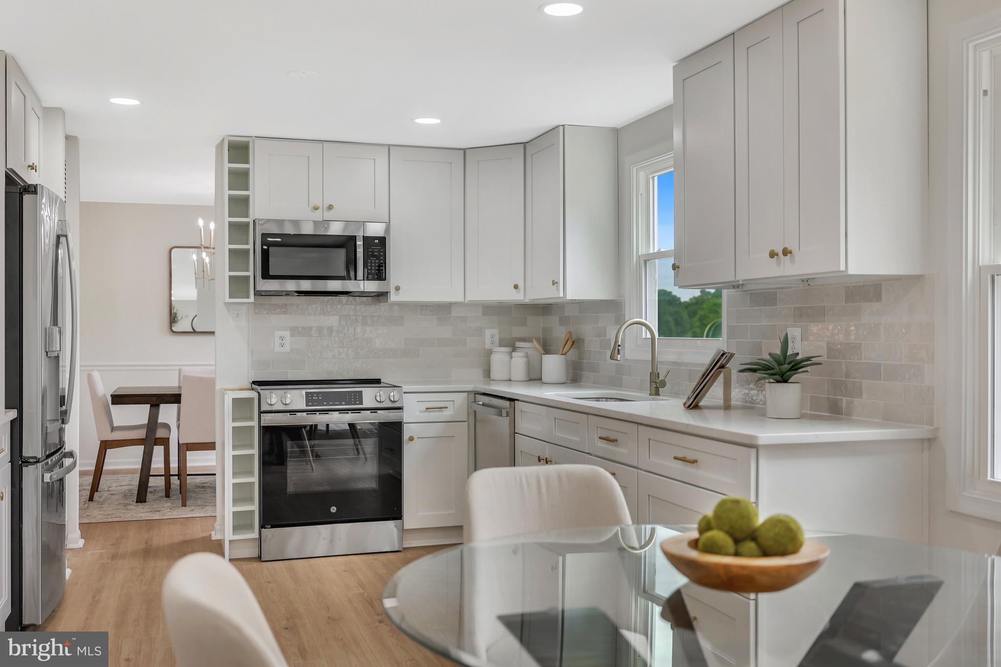 5481 Braddock Ridge Drive Centreville, VA 20120 - Photo 2 of 67 Kitchen