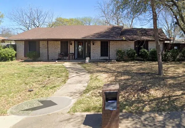 $275,000 | 1314 Holt Avenue, DeSoto, TX 75115