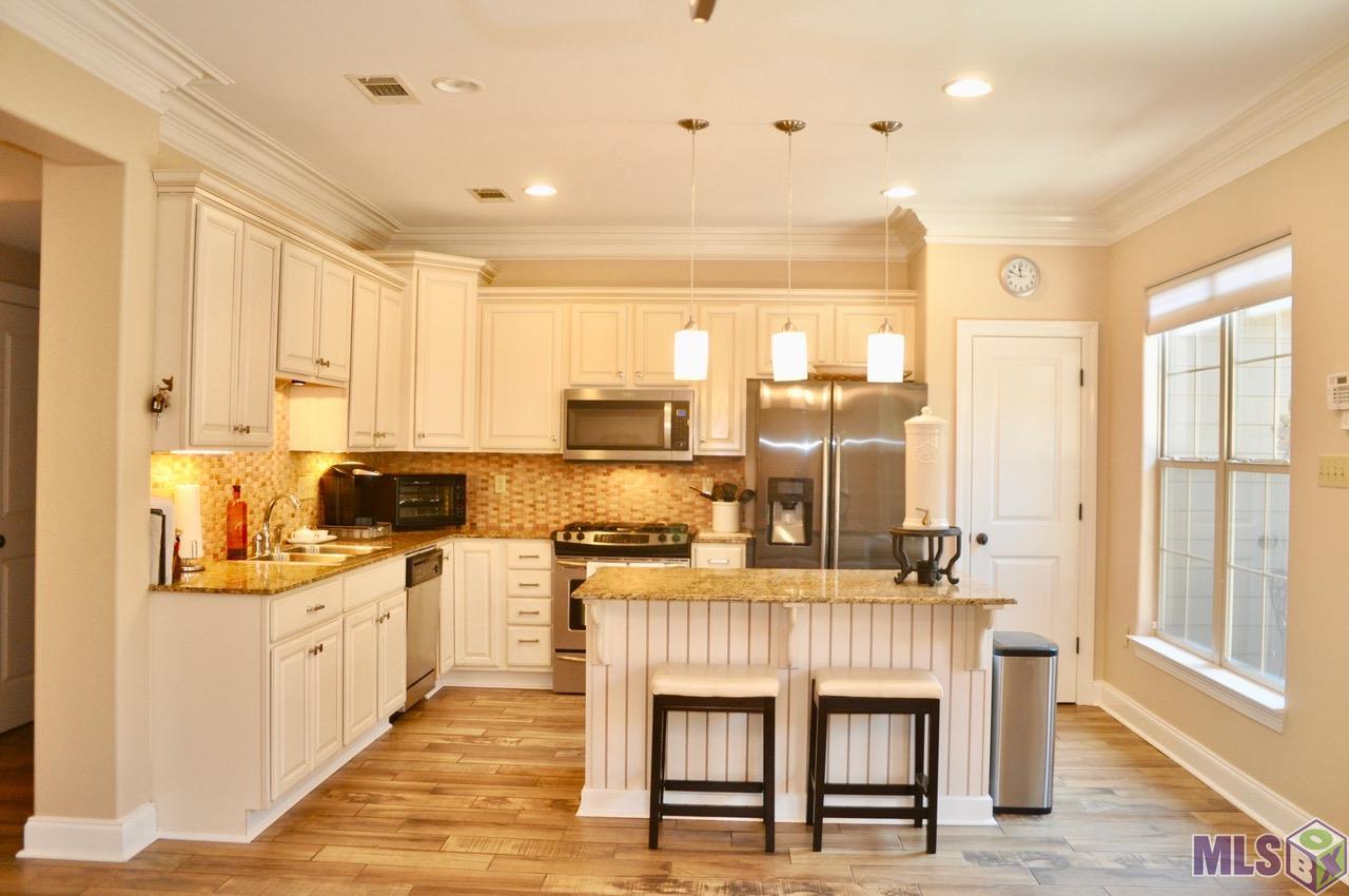 18639 Perkins Road, Unit 2 Prairieville, LA 70769 - Photo 5 of 20 Gallery Image 5