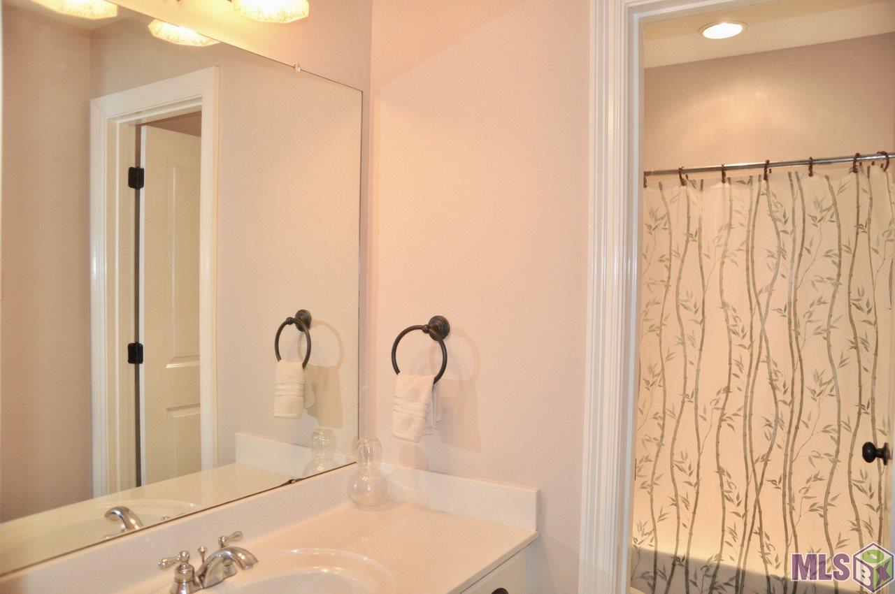 18639 Perkins Road, Unit 2 Prairieville, LA 70769 - Photo 7 of 20 Gallery Image 7