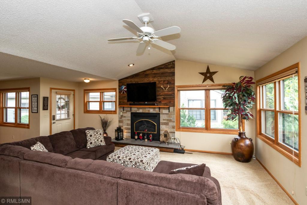 58 Conner Circle Southwest Rochester, MN 55902 - Photo 13 of 29 Gallery Image 13