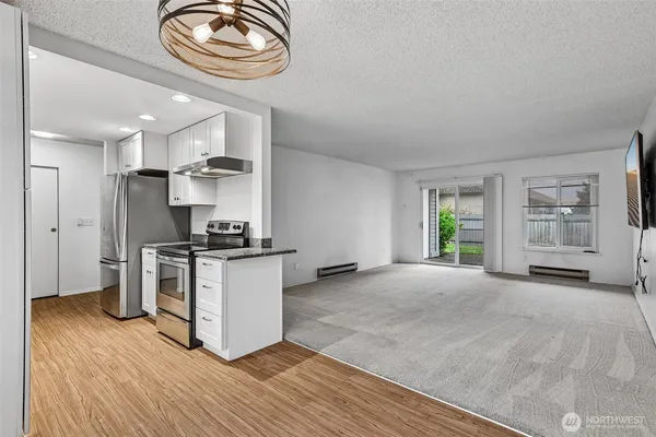 $295,000 | 8823 Holly Drive, Unit A102, Everett, WA 98208