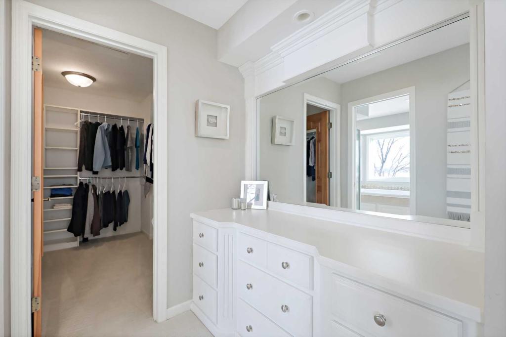 2795 Casco Point Road Orono, MN 55391 - Photo 17 of 32