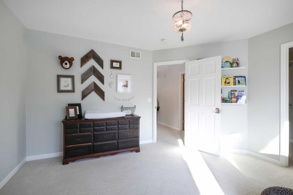 2795 Casco Point Road Orono, MN 55391 - Photo 19 of 32