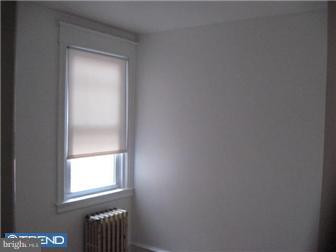 256 Copley Road Upper Darby, PA 19082 - Photo 4 of 5