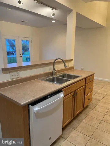 $1,800 | 2037 Powell Drive, Chambersburg, PA 17201