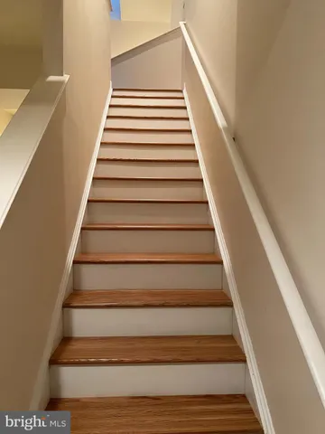 $1,800 | 2037 Powell Drive, Chambersburg, PA 17201