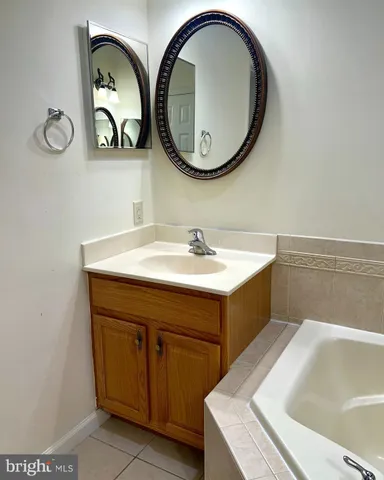 $1,800 | 2037 Powell Drive, Chambersburg, PA 17201