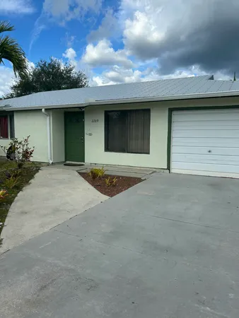 $2,500 | 2289 Southeast Seamist Street, Port St. Lucie, FL 34952
