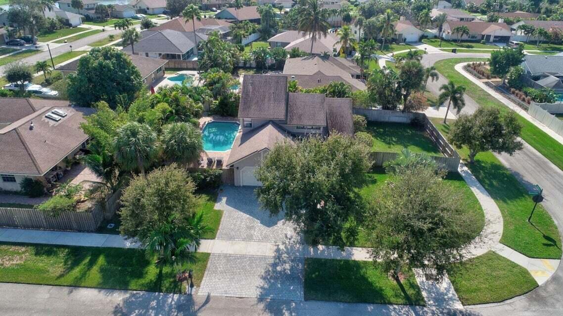 4140 Woods End Road Boca Raton, FL 33487 - Photo 2 of 14 20190118004057572096000000-o
