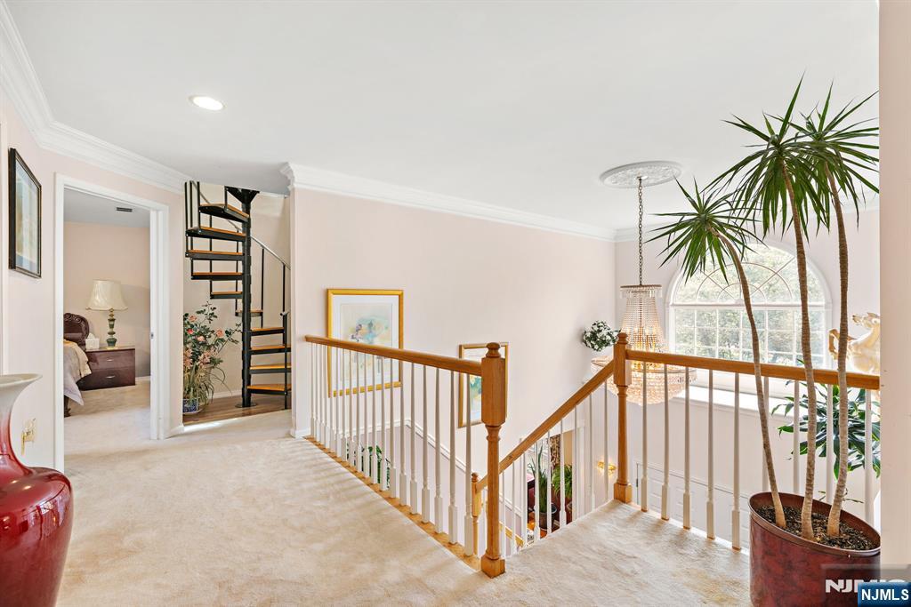 163 Rutherford Road Mahwah, NJ 07430 - Photo 18 of 33 a view of entryway with livingroom