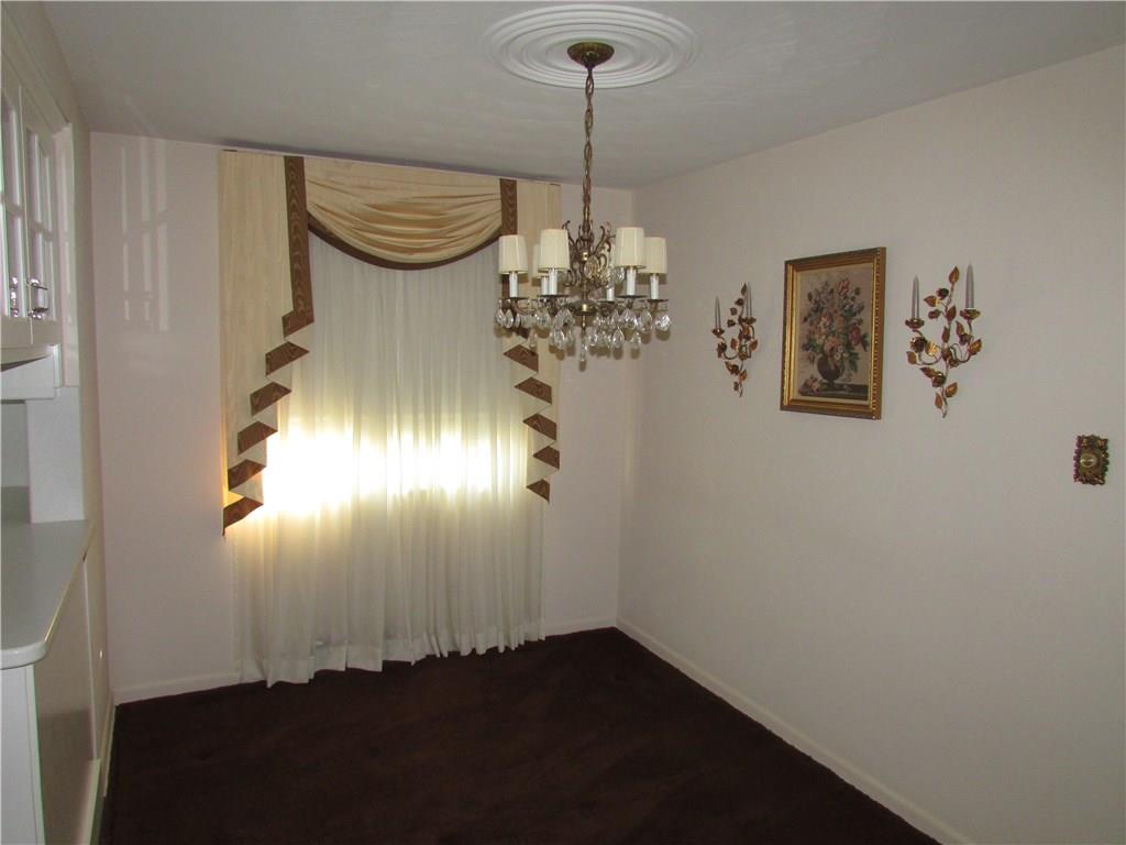 255 Rock Run Road Elizabeth, PA 15037 - Photo 11 of 25 Dining Room