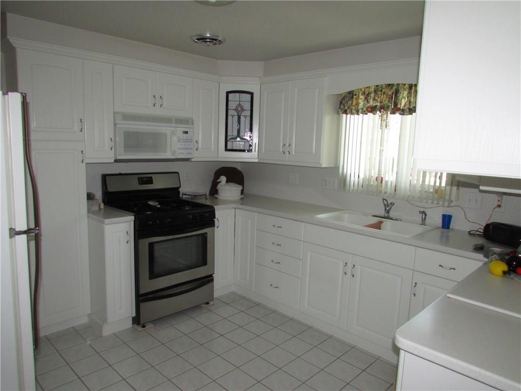 255 Rock Run Road Elizabeth, PA 15037 - Photo 13 of 25 Kitchen