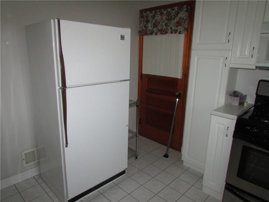255 Rock Run Road Elizabeth, PA 15037 - Photo 14 of 25 Kitchen